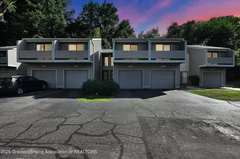 2083 Fox Hollow Dr, Okemos, MI 48864