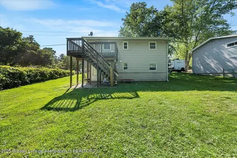 Exterior - 2166-2168 Park Ln, Holt, MI 48842 photo 2 of 2