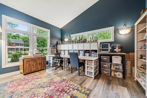 1058 Buckingham Rd, Haslett, MI 48840 photo 9