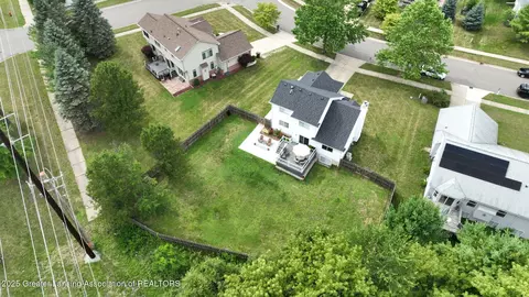 View/Area - 1541 Downing St, Haslett, MI 48840 photo 1 of 4