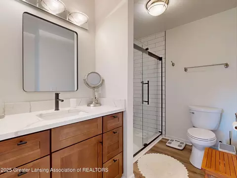 Bath - 1541 Downing St, Haslett, MI 48840 photo 1 of 5