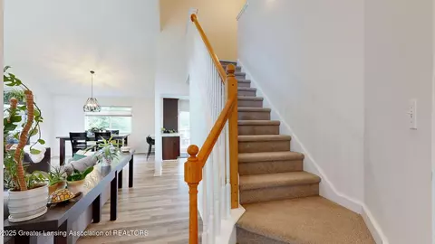 Entry Way - 1541 Downing St, Haslett, MI 48840 photo 3 of 4