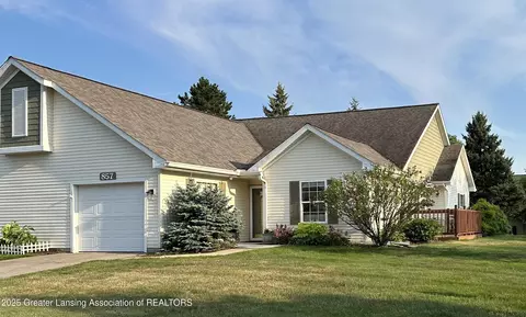 857 Lenna Keith Cir, East Lansing, MI 48823