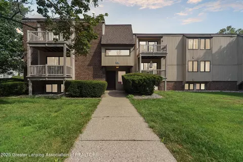 500 Woodingham Dr #23, East Lansing, MI 48823