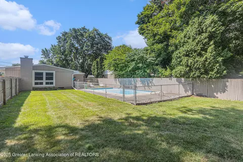 5671 Buckingham Rd, Haslett, MI 48840 photo 15