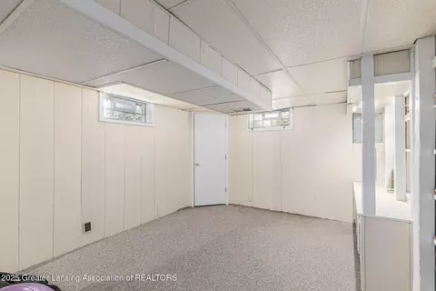 5671 Buckingham Rd, Haslett, MI 48840 photo 13
