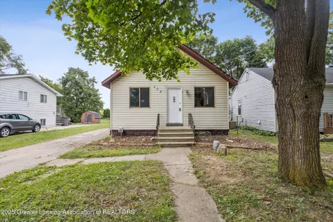 204 N Grace St, Lansing, MI 48917