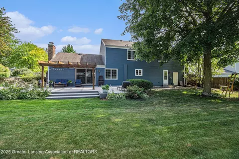 Exterior - 3210 Old Hickory Trl, Dewitt, MI 48820 photo 7 of 12
