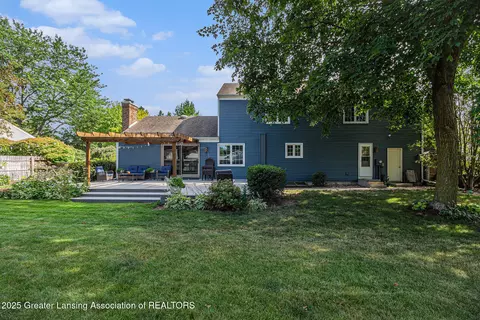 Exterior - 3210 Old Hickory Trl, Dewitt, MI 48820 photo 8 of 12