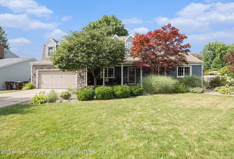 Exterior - 3210 Old Hickory Trl, Dewitt, MI 48820 photo 2 of 12