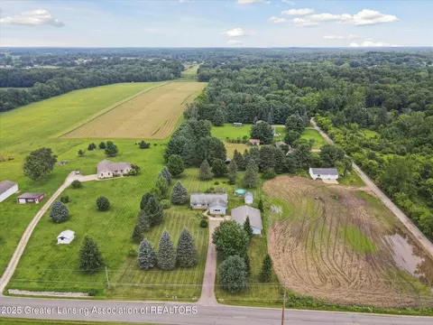 View/Area - 10619 Barnes Rd, Eaton Rapids, MI 48827 photo 10 of 11