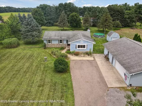 View/Area - 10619 Barnes Rd, Eaton Rapids, MI 48827 photo 3 of 11