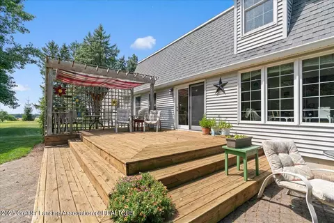 Exterior - 9290 Maple Rd, Lyons, MI 48851 photo 4 of 12