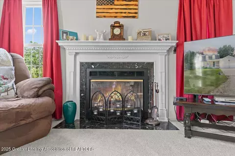 Entry Way - 9290 Maple Rd, Lyons, MI 48851 photo 2 of 3