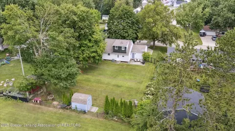 6920 Dickson Dr, Grand Ledge, MI 48837 photo 55