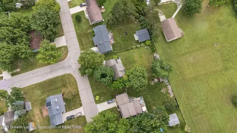 6920 Dickson Dr, Grand Ledge, MI 48837 photo 48
