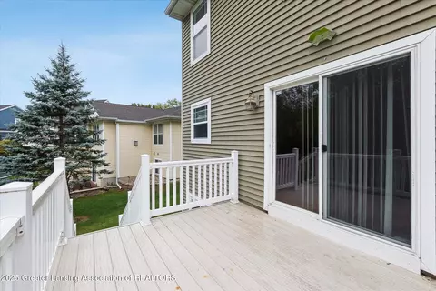 Exterior - 2685 Elderberry Dr, Okemos, MI 48864 photo 2 of 5