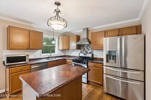 Kitchen - 2685 Elderberry Dr, Okemos, MI 48864 photo 1 of 2
