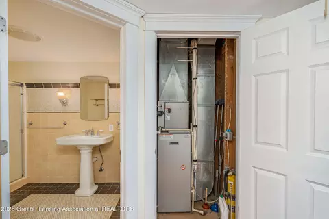 230 N State St, Alma, MI 48801 photo 26