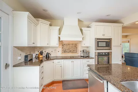 230 N State St, Alma, MI 48801 photo 14