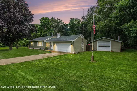 16067 27 12 Mile Rd, Albion, MI 49224