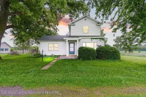 3382 Hartel Rd, Charlotte, MI 48813