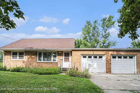 4420 Alpha St, Lansing, MI 48910