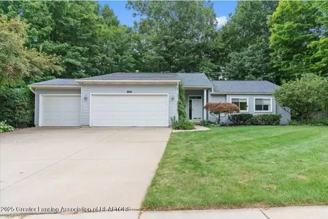 12935 Menominee Dr, Dewitt, MI 48820 photo 3