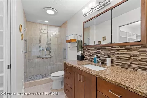 12935 Menominee Dr, Dewitt, MI 48820 photo 24