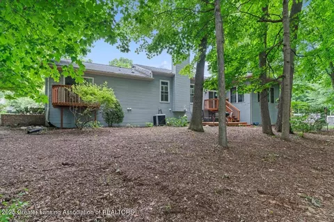 12935 Menominee Dr, Dewitt, MI 48820 photo 33