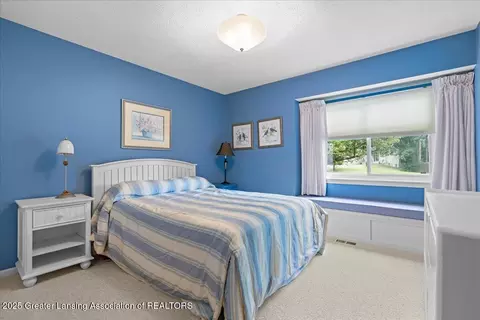 12935 Menominee Dr, Dewitt, MI 48820 photo 21