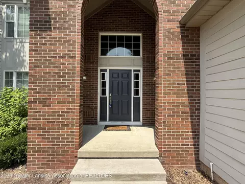 12869 Warm Creek Dr, Dewitt, MI 48820 photo 5