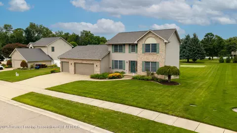 4635 Fieldview Dr, Grand Ledge, MI 48837 photo 2