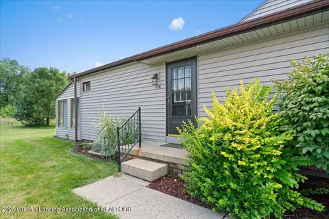 478 Red Cedar Blvd, Williamston, MI 48895