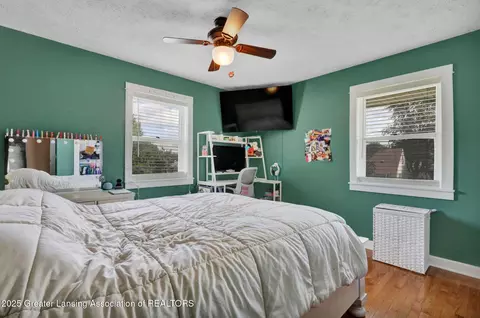 Bedroom - 1132 Pine St, Grand Ledge, MI 48837 photo 3 of 5