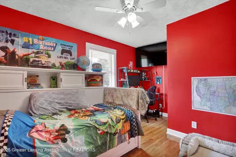 Bedroom - 1132 Pine St, Grand Ledge, MI 48837 photo 5 of 5