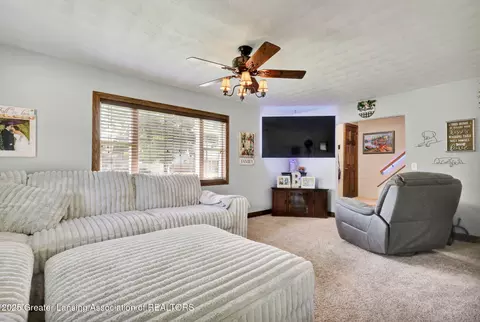Living - 1132 Pine St, Grand Ledge, MI 48837 photo 1 of 2