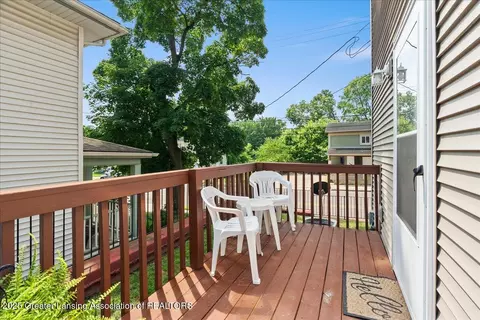 Exterior - 1445 Lyons Ave, Lansing, MI 48910 photo 6 of 7