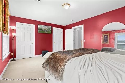 Bedroom - 1445 Lyons Ave, Lansing, MI 48910 photo 3 of 4