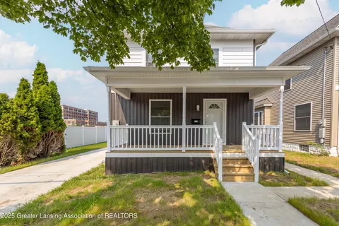 123 Ferguson St, Lansing, MI 48912