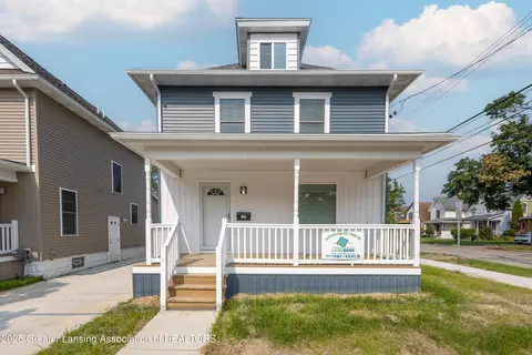 127 Ferguson St, Lansing, MI 48912