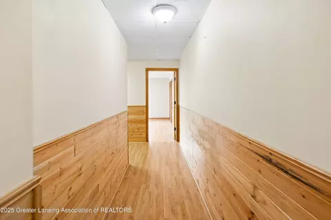 Entry Way - 8283 S Williams Rd, Dewitt, MI 48820 photo 4 of 4