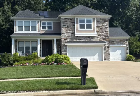 16460 Sanctuary Cir, East Lansing, MI 48823
