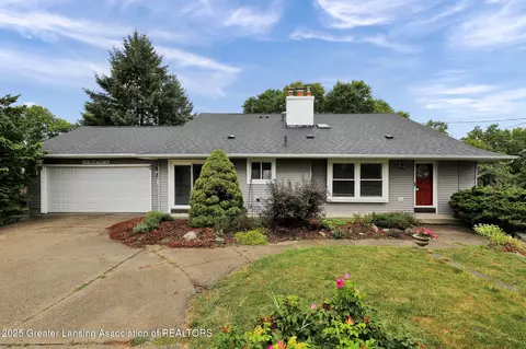 1649 Boynton Dr, Lansing, MI 48917