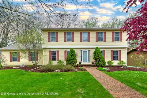 4767 Mohican Ln, Okemos, MI 48864