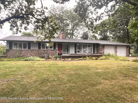 4854 Apache Path, Owosso, MI 48867