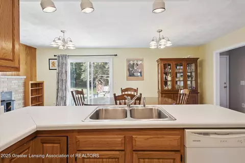 3885 Sage Ln, Dewitt, MI 48820 photo 13