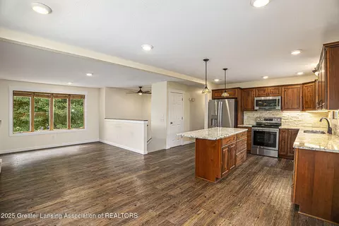 13000 Beardslee Rd, Perry, MI 48872 photo 6