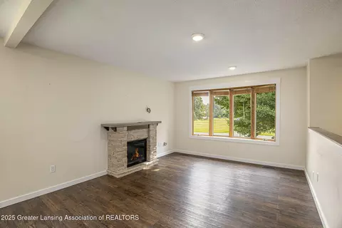 13000 Beardslee Rd, Perry, MI 48872 photo 4