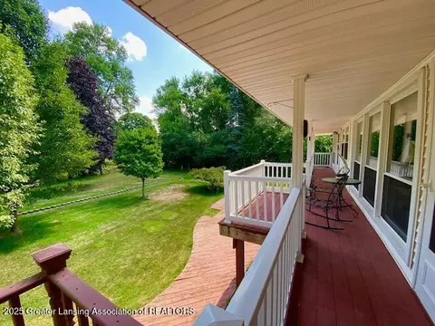 9916 Riverside Dr, Eagle, MI 48822 photo 35